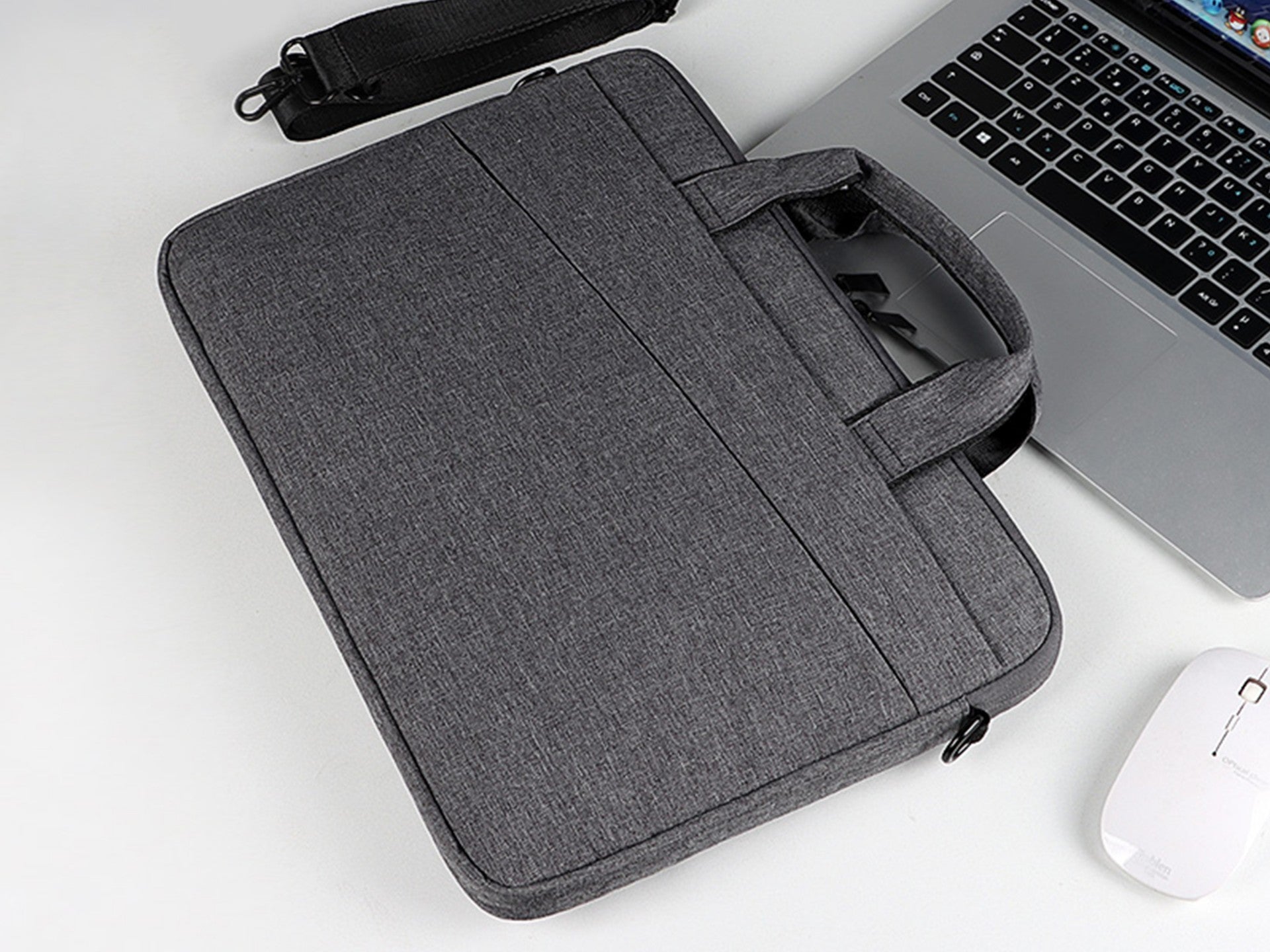 Techancy TW2779 Laptop Case, Black, 15.6-Inch, Adjustable Strap